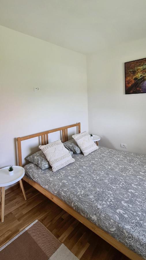 Вилла Casuta Cu Bine Valea Lunga-Ogrea Экстерьер фото